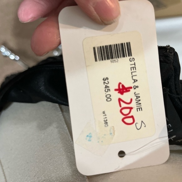 STELLA & JAMIE NEW NWT Black and Champagne Pleated Halter Open Back Dress Small - Picture 3 of 16